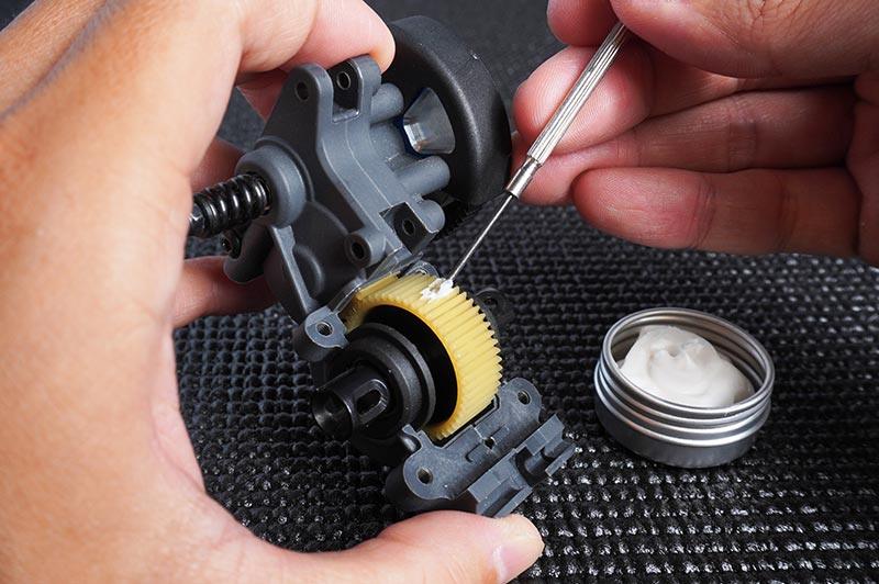 Koswork RC car gear lubrication, maintenance tool, yellow gear, metal tin, product KOS50012-3